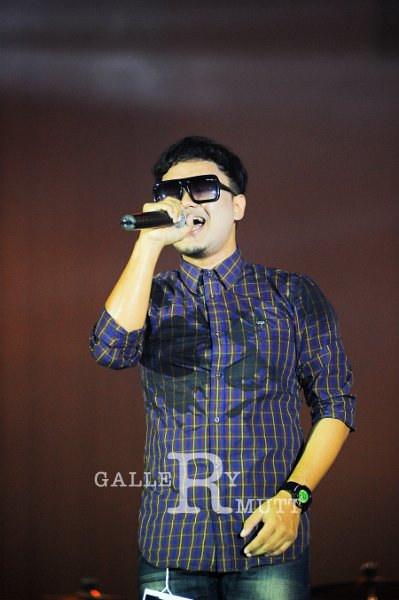 INT_4695.jpg - ภาพบรรยากาศ Freshy Night 2013 วันที่ 7 กรกฎาคม 2556 (อัลบั้ม 3)