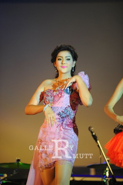INT_4754.jpg - ภาพบรรยากาศ Freshy Night 2013 วันที่ 7 กรกฎาคม 2556 (อัลบั้ม 3)