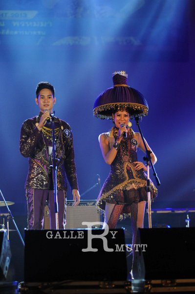 INT_4885.jpg - ภาพบรรยากาศ Freshy Night 2013 วันที่ 7 กรกฎาคม 2556 (อัลบั้ม 3)
