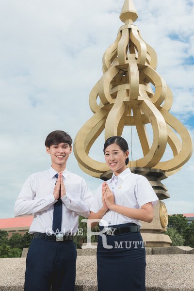 2017-RMUTT-Presenter-Sculpture-103.jpg