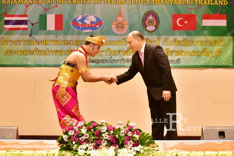 DSC_6091.JPG - โครงการเผยแพร่และแลกเปลี่ยนดนตรี-นาฏศิลป์