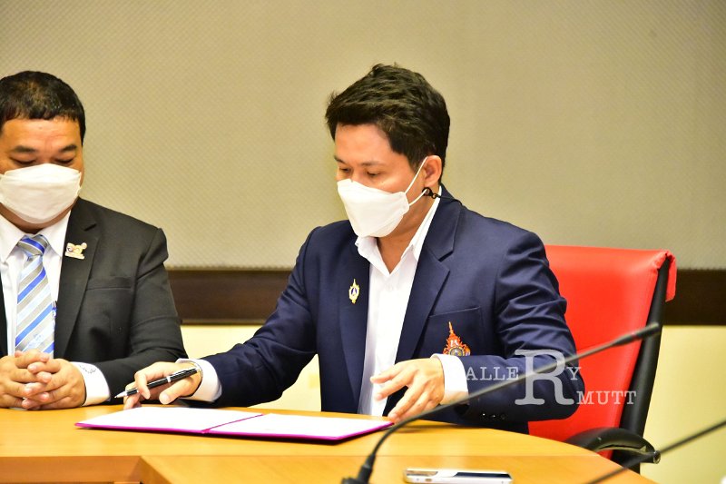 20220405-SignCooperation-101.JPG