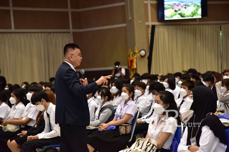 20220627-orientation-300.JPG