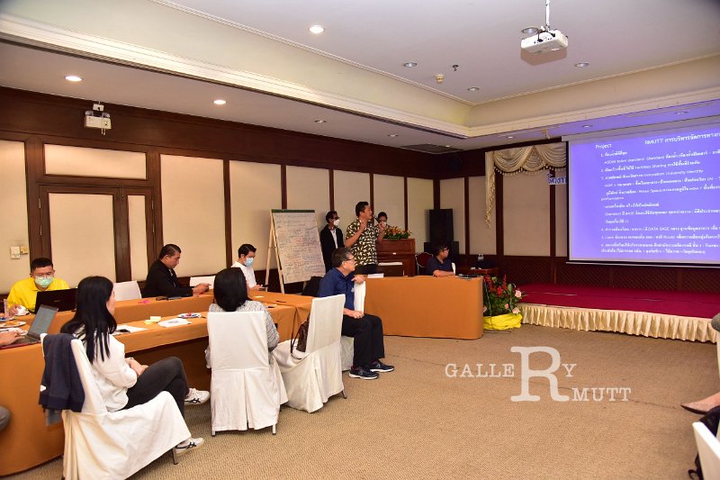 20221008-retreat-646.JPG