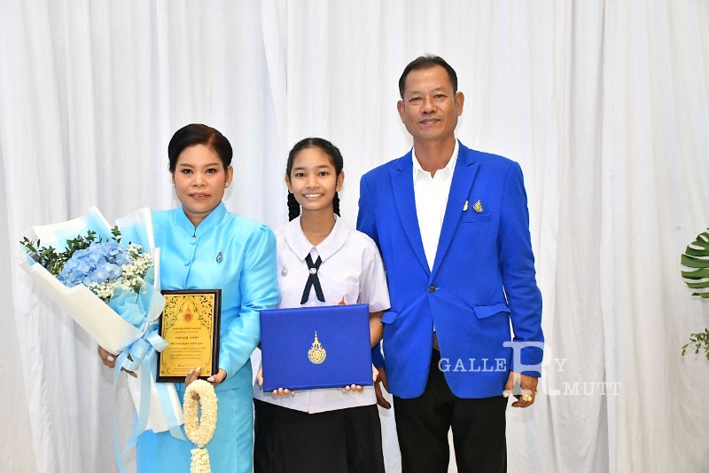 20230810-give-a-blessing-028.JPG