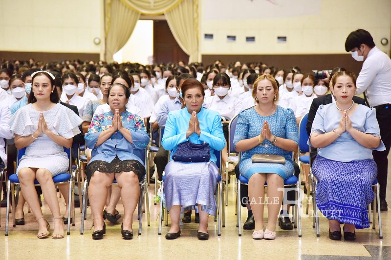 20230810-give-a-blessing-046.JPG