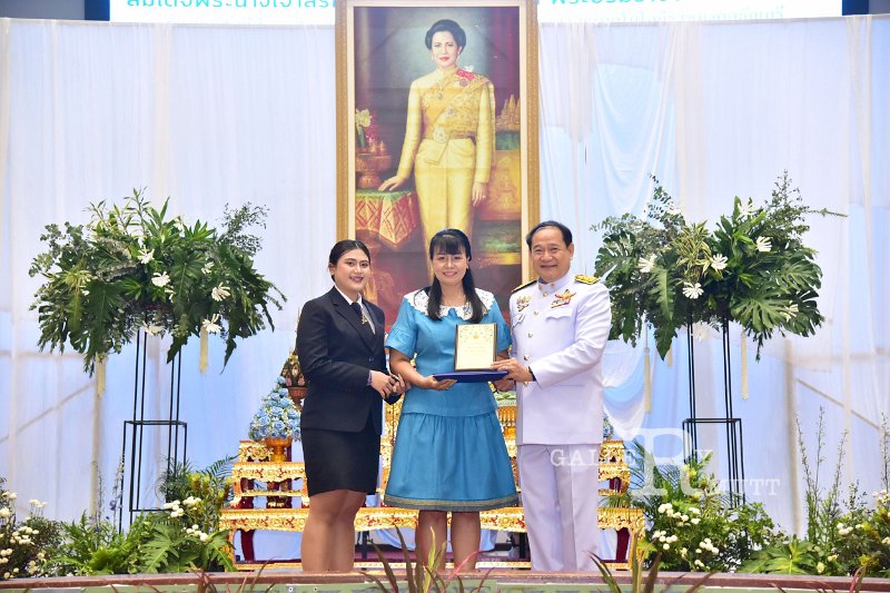 20230810-give-a-blessing-166.JPG