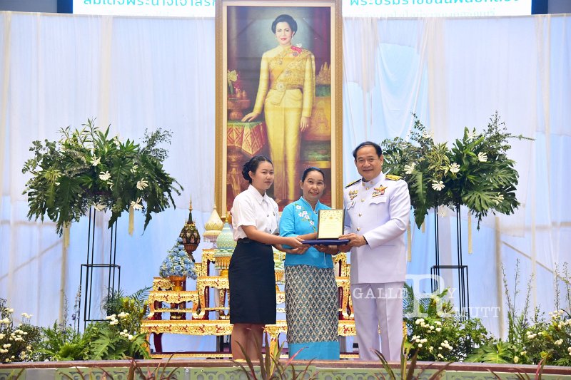 20230810-give-a-blessing-177.JPG