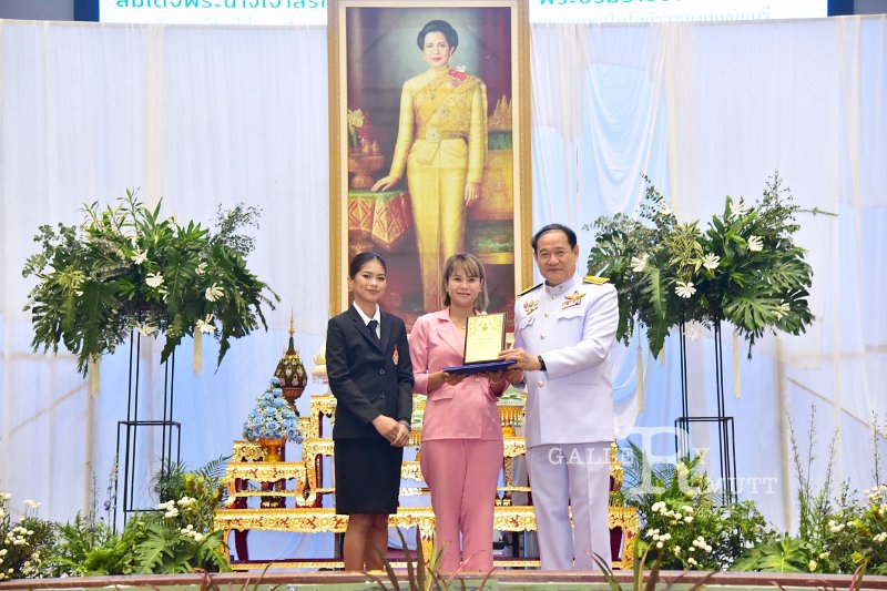 20230810-give-a-blessing-181.JPG