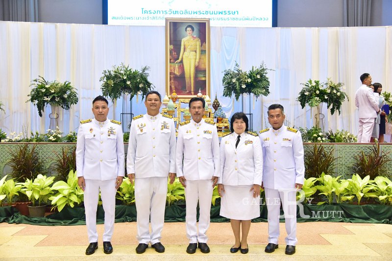 20230810-give-a-blessing-218.JPG
