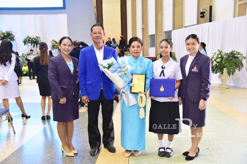 20230810-give-a-blessing-232.JPG