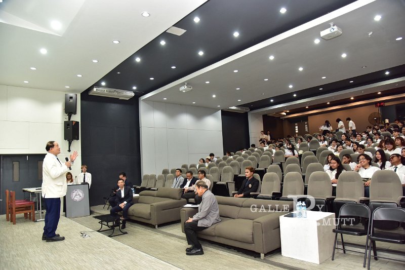 20240328-arch-final-orientation-11.JPG