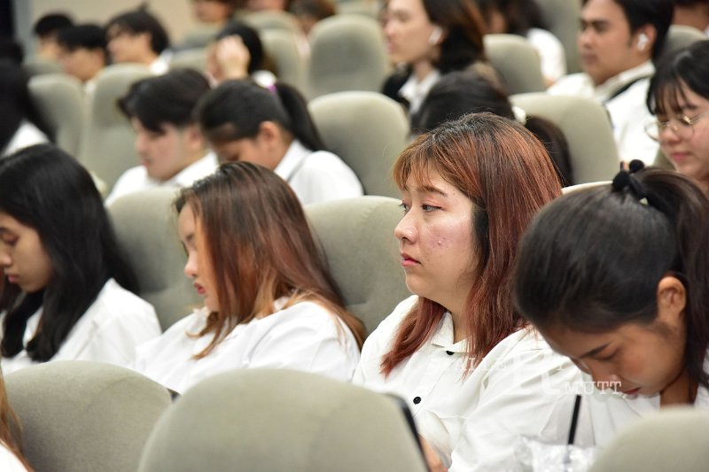 20240328-arch-final-orientation-26.JPG