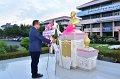 20241022-lay-a-wreath-031