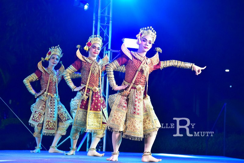 20241115-rmutt-Loy-Kratong-Festival-024.JPG