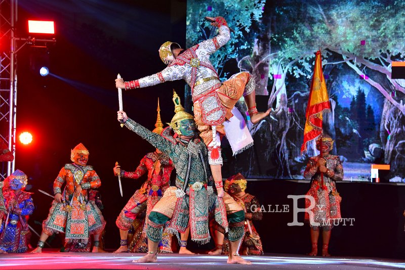 20241115-rmutt-Loy-Kratong-Festival-056.JPG