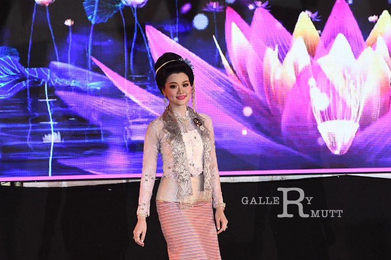 20241115-rmutt-Loy-Kratong-Festival-086.JPG