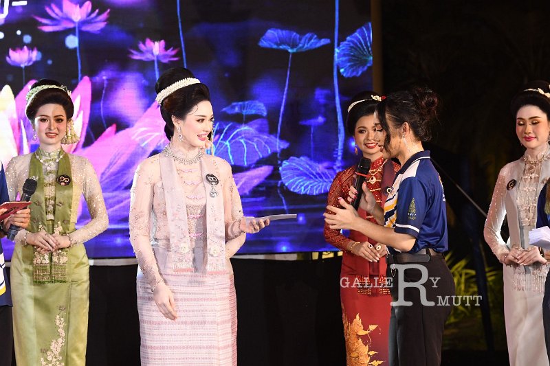 20241115-rmutt-Loy-Kratong-Festival-126.JPG