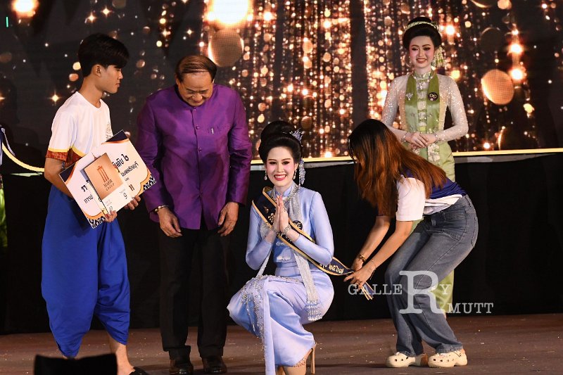20241115-rmutt-Loy-Kratong-Festival-211.JPG