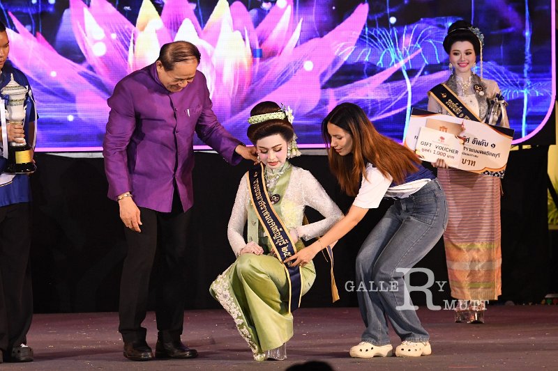 20241115-rmutt-Loy-Kratong-Festival-228.JPG