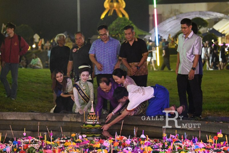 20241115-rmutt-Loy-Kratong-Festival-248.JPG