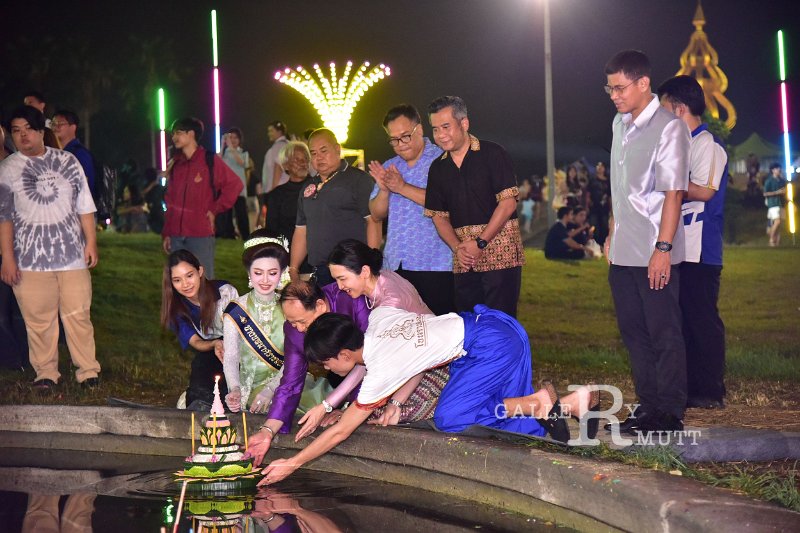 20241115-rmutt-Loy-Kratong-Festival-621.JPG