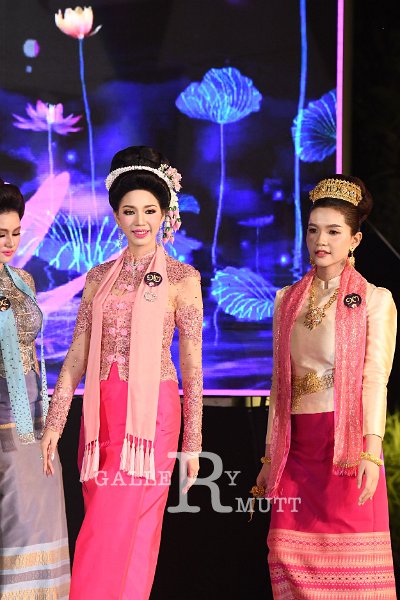 20241115-rmutt-Loy-Kratong-Festival-639.JPG