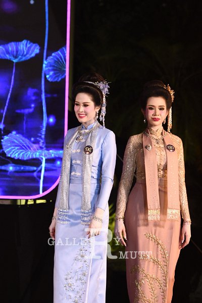20241115-rmutt-Loy-Kratong-Festival-640.JPG