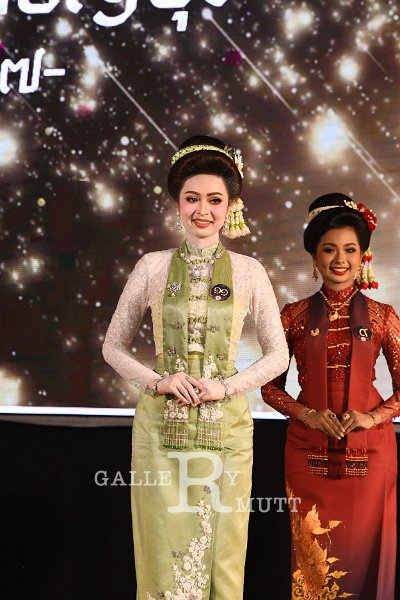 20241115-rmutt-Loy-Kratong-Festival-645.JPG