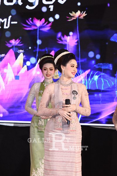 20241115-rmutt-Loy-Kratong-Festival-649.JPG
