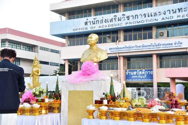 20250118-University-founding-age-001.JPG