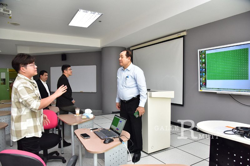 20250329-rmutt-Interview-007.JPG
