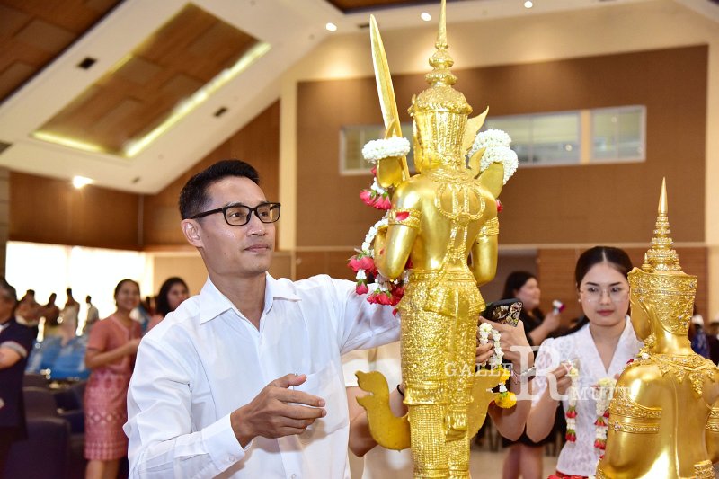 20250409-rmutt-Songkran-327.JPG