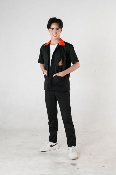 Presenter-2566-Fa-16.jpg