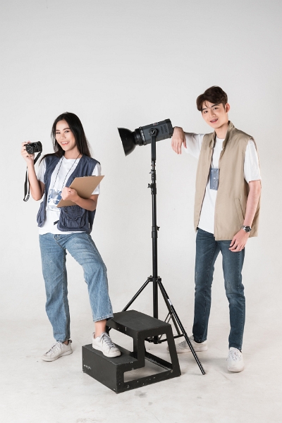 Presenter-2566-mct-50.jpg
