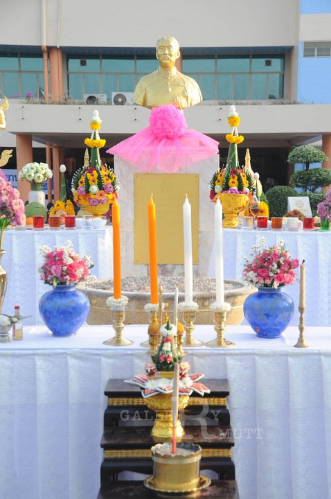 DSC_4576.jpg - ซ้อมใหญ่พิธีพระราชทานปริญญาบัตรฯ มหาวิทยาลัยเทคโนโลยีราชมงคลประจำปีการศึกษา 2553 (ช่วงเช้า วันที่ 20 04 55)