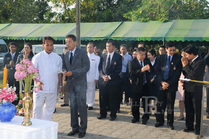 DSC_4623.jpg - ซ้อมใหญ่พิธีพระราชทานปริญญาบัตรฯ มหาวิทยาลัยเทคโนโลยีราชมงคลประจำปีการศึกษา 2553 (ช่วงเช้า วันที่ 20 04 55)