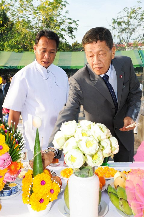 DSC_4625.jpg - ซ้อมใหญ่พิธีพระราชทานปริญญาบัตรฯ มหาวิทยาลัยเทคโนโลยีราชมงคลประจำปีการศึกษา 2553 (ช่วงเช้า วันที่ 20 04 55)