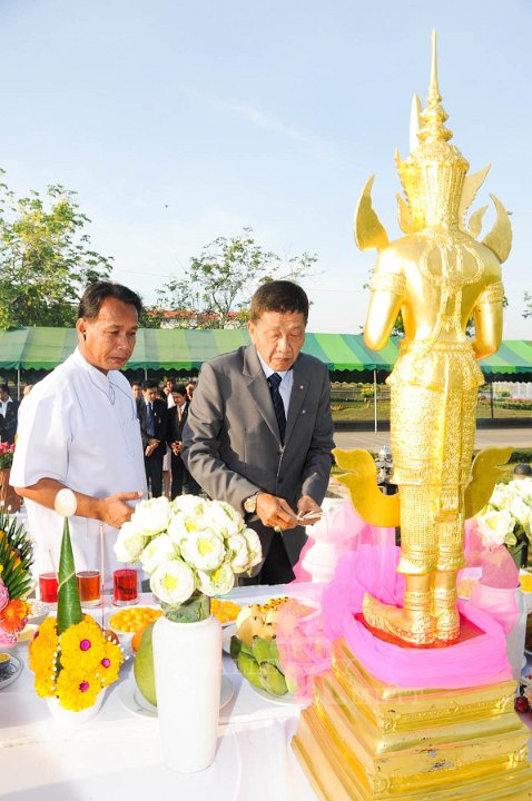 DSC_4626.jpg - ซ้อมใหญ่พิธีพระราชทานปริญญาบัตรฯ มหาวิทยาลัยเทคโนโลยีราชมงคลประจำปีการศึกษา 2553 (ช่วงเช้า วันที่ 20 04 55)