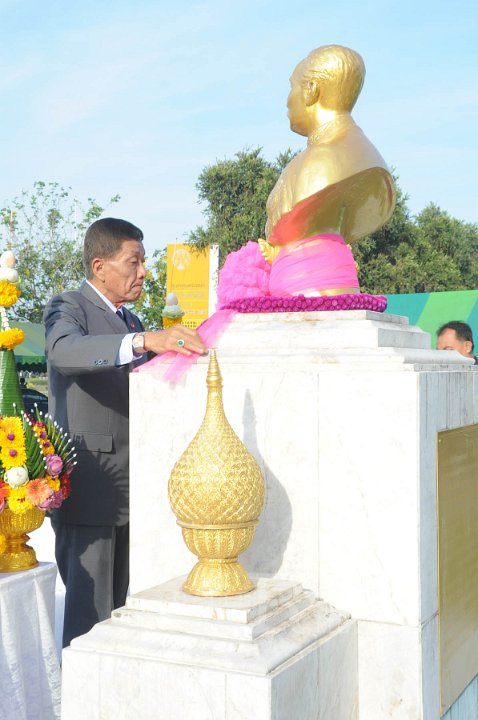 DSC_4735.jpg - ซ้อมใหญ่พิธีพระราชทานปริญญาบัตรฯ มหาวิทยาลัยเทคโนโลยีราชมงคลประจำปีการศึกษา 2553 (ช่วงเช้า วันที่ 20 04 55)