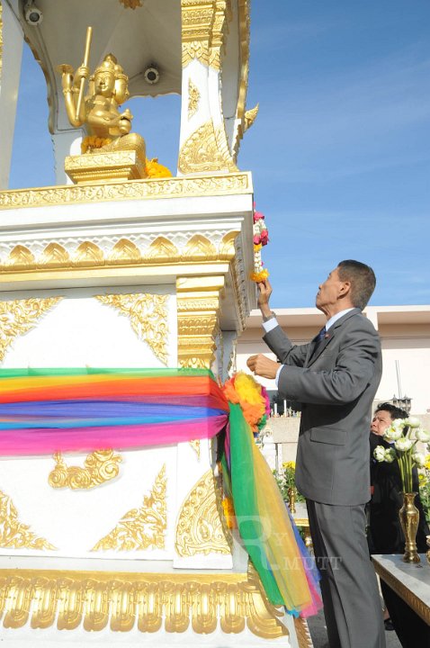 DSC_4759.jpg - ซ้อมใหญ่พิธีพระราชทานปริญญาบัตรฯ มหาวิทยาลัยเทคโนโลยีราชมงคลประจำปีการศึกษา 2553 (ช่วงเช้า วันที่ 20 04 55)