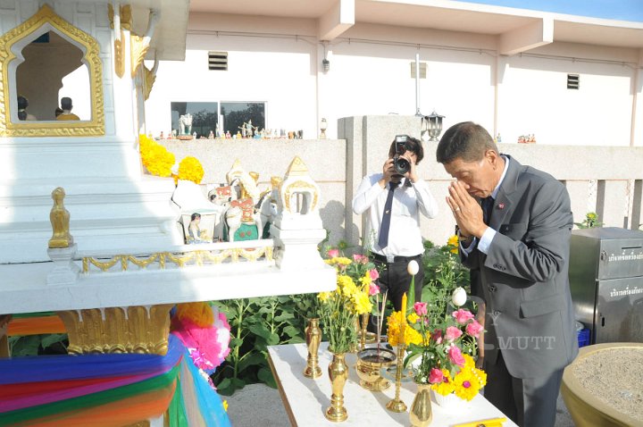 DSC_4767.jpg - ซ้อมใหญ่พิธีพระราชทานปริญญาบัตรฯ มหาวิทยาลัยเทคโนโลยีราชมงคลประจำปีการศึกษา 2553 (ช่วงเช้า วันที่ 20 04 55)