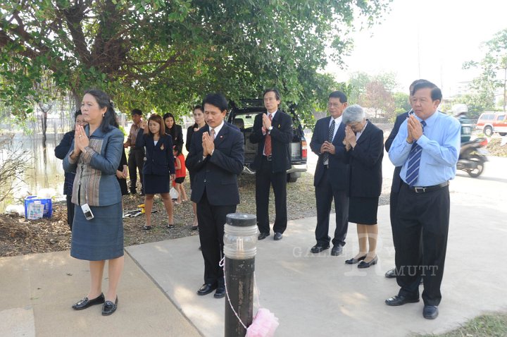 DSC_4802.jpg - ซ้อมใหญ่พิธีพระราชทานปริญญาบัตรฯ มหาวิทยาลัยเทคโนโลยีราชมงคลประจำปีการศึกษา 2553 (ช่วงเช้า วันที่ 20 04 55)