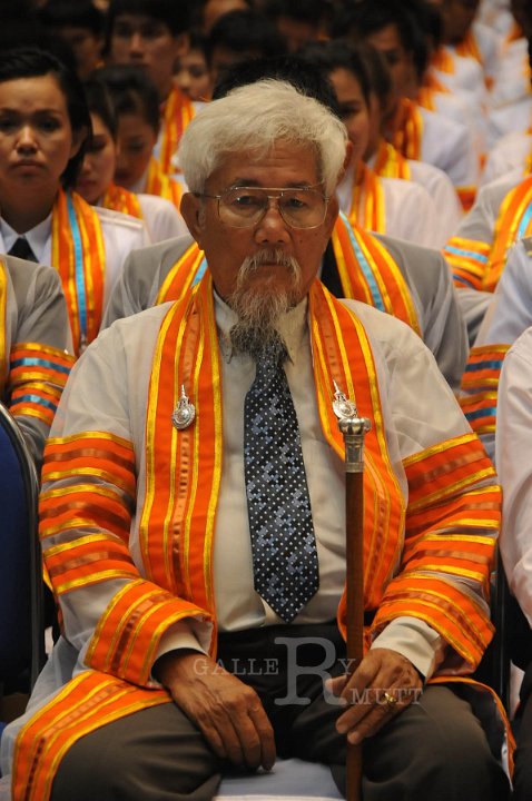 DSC_4814.jpg - ซ้อมใหญ่พิธีพระราชทานปริญญาบัตรฯ มหาวิทยาลัยเทคโนโลยีราชมงคลประจำปีการศึกษา 2553 (ช่วงเช้า วันที่ 20 04 55)