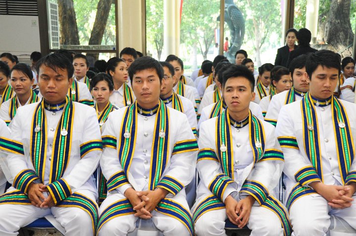 DSC_4822.jpg - ซ้อมใหญ่พิธีพระราชทานปริญญาบัตรฯ มหาวิทยาลัยเทคโนโลยีราชมงคลประจำปีการศึกษา 2553 (ช่วงเช้า วันที่ 20 04 55)