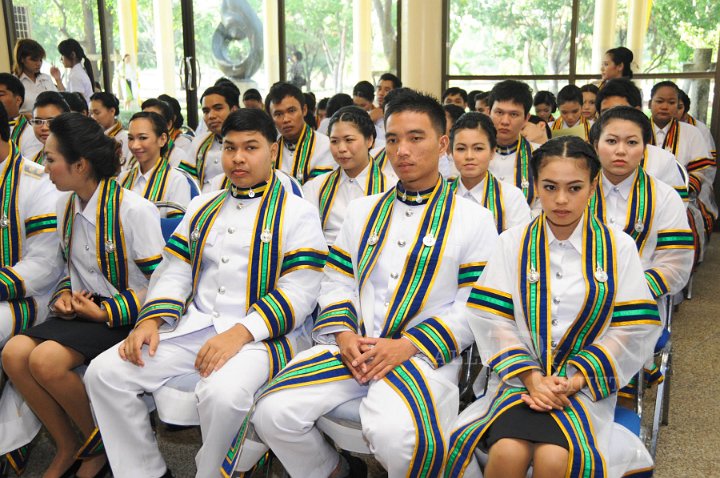 DSC_4824.jpg - ซ้อมใหญ่พิธีพระราชทานปริญญาบัตรฯ มหาวิทยาลัยเทคโนโลยีราชมงคลประจำปีการศึกษา 2553 (ช่วงเช้า วันที่ 20 04 55)