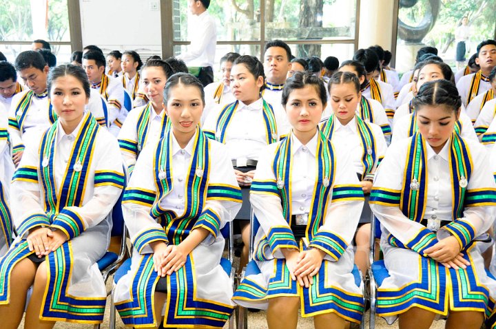 DSC_4833.jpg - ซ้อมใหญ่พิธีพระราชทานปริญญาบัตรฯ มหาวิทยาลัยเทคโนโลยีราชมงคลประจำปีการศึกษา 2553 (ช่วงเช้า วันที่ 20 04 55)