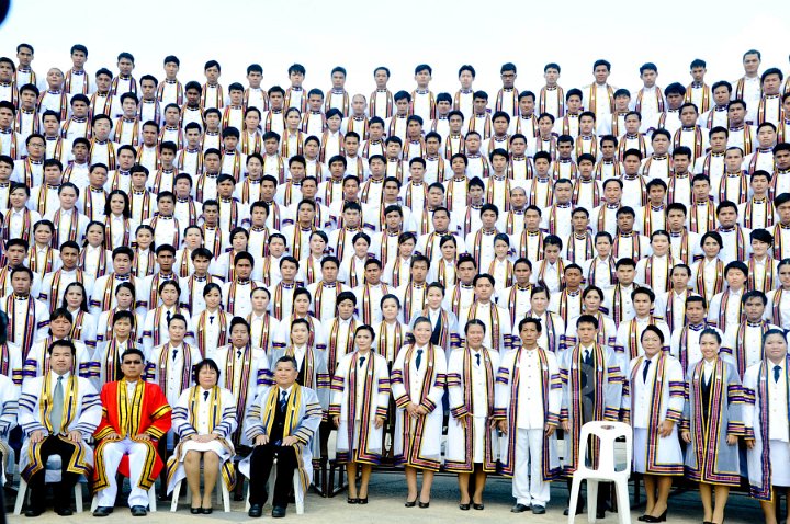 DSC_4938.jpg - ซ้อมใหญ่พิธีพระราชทานปริญญาบัตรฯ มหาวิทยาลัยเทคโนโลยีราชมงคลประจำปีการศึกษา 2553 (ช่วงเช้า วันที่ 20 04 55)