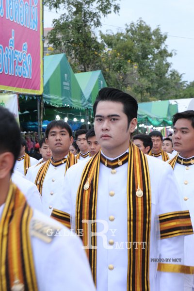 file051.jpg