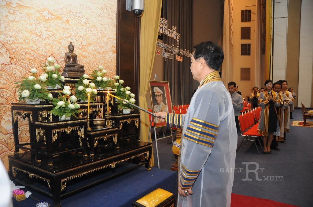 DSC_1958.JPG - พิธีไหว้ครู ประจำปีการศึกษา 2555